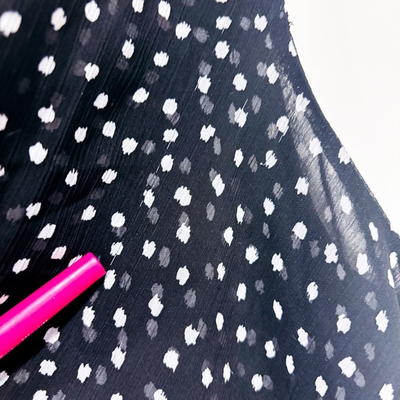 REITMANS – Black and white polka dot sleeveless blouse | Cowl neck top * - Picture 7 of 9